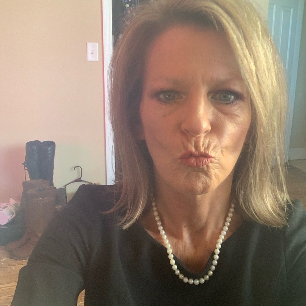 Meet your Posher, Stacy